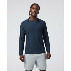 Vuori Strato Tech Long Sleeve Shirt Men XL Blue Performance Athletic Tee Sporty